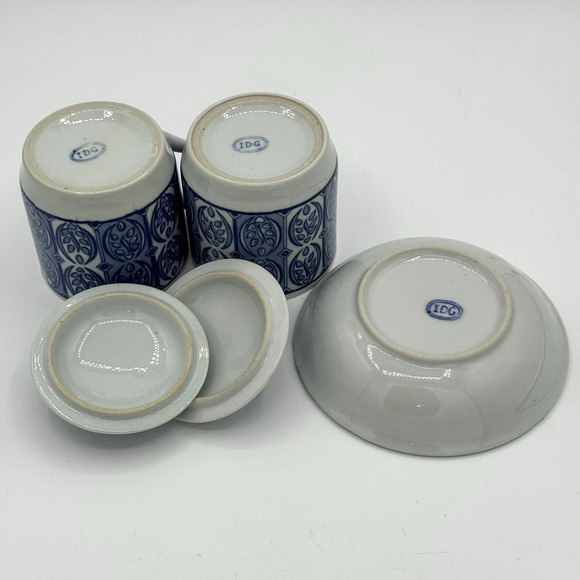 Williams Sonoma IDG Mugs with Lids Saucers Blue White Coffee Tea Cups Set of 2 - Picture 9 of 9